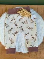 Handgemaakt babybroekje maat 50/56 - takjes / mauve, Kinderen en Baby's, Babykleding | Maat 50, Broekje, Meisje, Nieuw, Ophalen of Verzenden