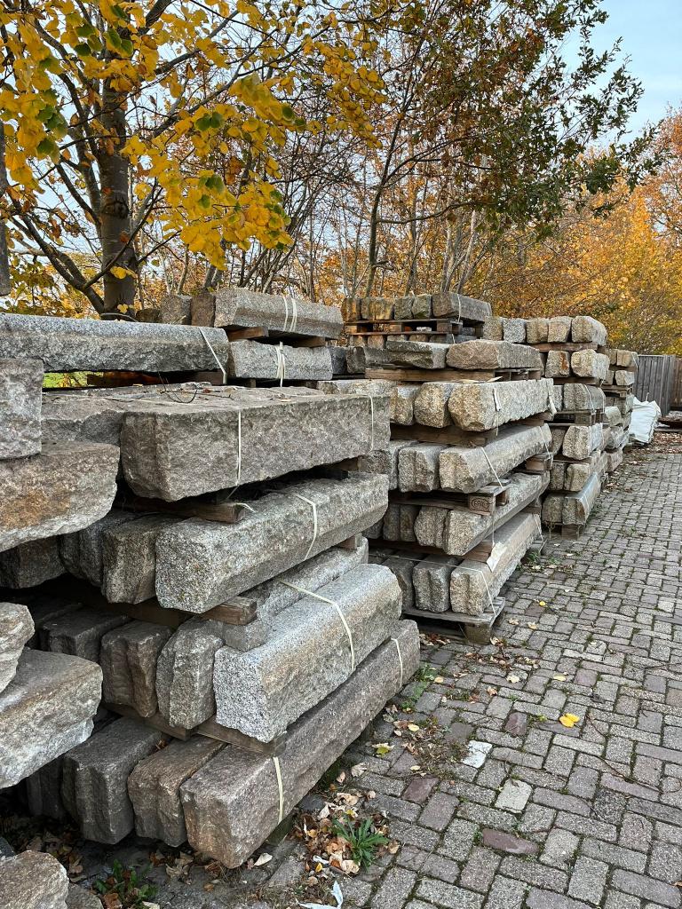 gebruikte natuursteen trotoir stoep opsluit banden, Tuin en Terras, Gebruikt, Overige typen, Ophalen of Verzenden, Natuursteen