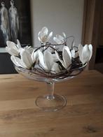 Te koop: Mooie glazen schaal op voet met PTMD magnoliakrans, Ophalen, Schaal, Rond, Glas