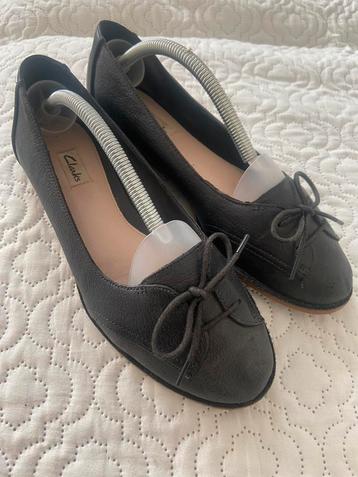 Zgan Clarks damesschoenen mt 38 beschikbaar voor biedingen