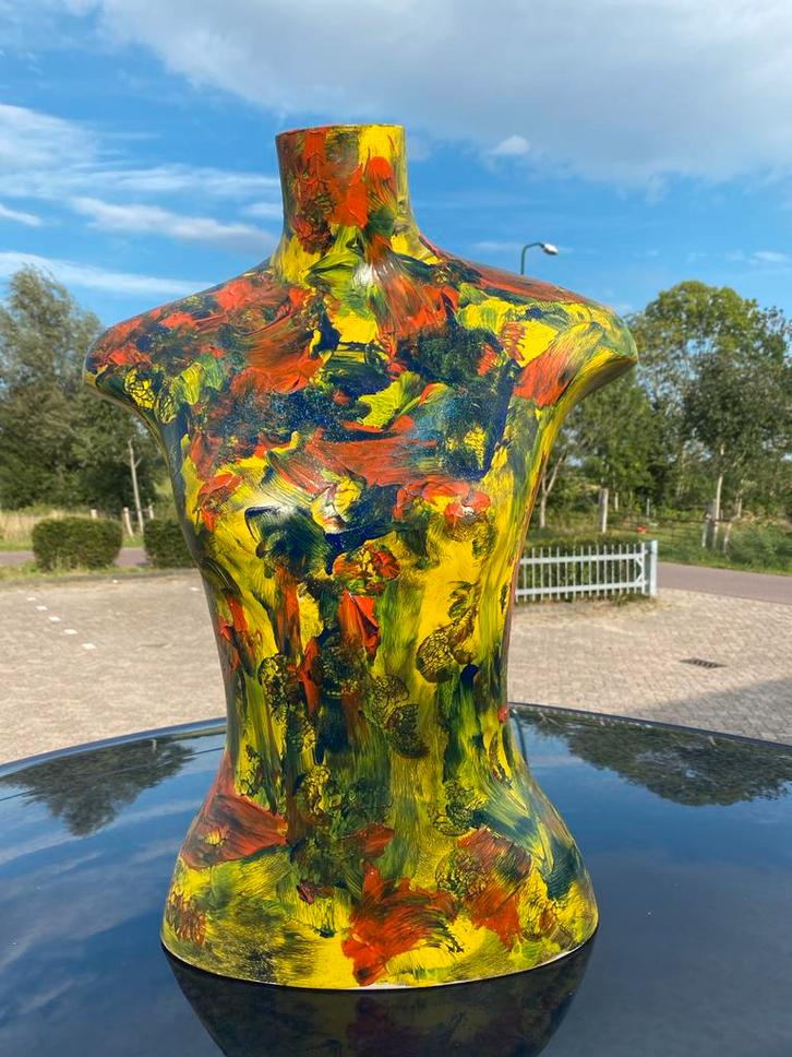 Kleurrijk Torso Beeld - Handgeschilderd Kunstobject 65 cm, Antiek en Kunst, Kunst | Beelden en Houtsnijwerken, Ophalen of Verzenden