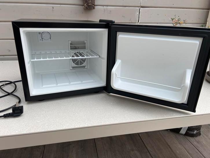 Klarstein Thermo-elektrische Koelkast, Witgoed en Apparatuur, Koelkasten en IJskasten, Gebruikt, Zonder vriesvak, Minder dan 75 liter