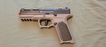 strike  toy gun beschikbaar voor biedingen