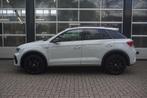 Volkswagen T-Roc 1.5 TSI R-Line Business (bj 2023), 1258 kg, 150 pk, Leder en Stof, SUV of Terreinwagen