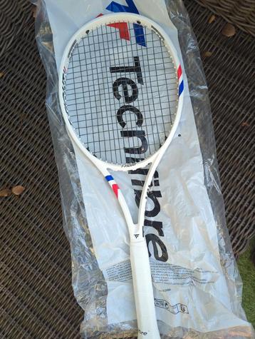 Tecnifibre T-Fight 305 Tennis Racket L3 beschikbaar voor biedingen
