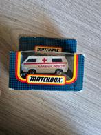 Matchbox VW Volkswagen Transporter Ambulance, Ophalen of Verzenden, Gebruikt, Auto