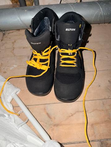 ELTEN veiligheidsschoen halfhoog TIMOTHY XXT GTX Mid ESD S2 beschikbaar voor biedingen