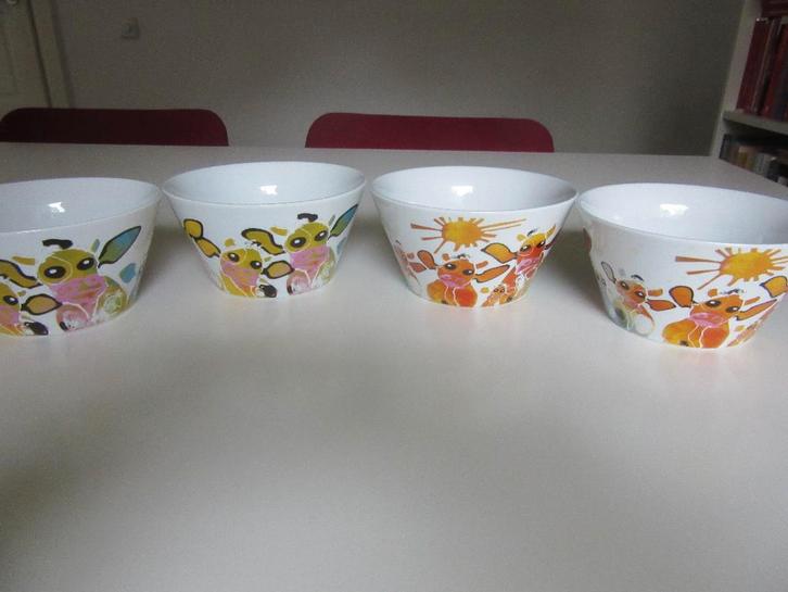 Kommen - afb. KOEIEN  -design Ad Verstijnen- Nieuwstaat, Huis en Inrichting, Keuken | Servies, Zo goed als nieuw, Kom(men), Overige stijlen