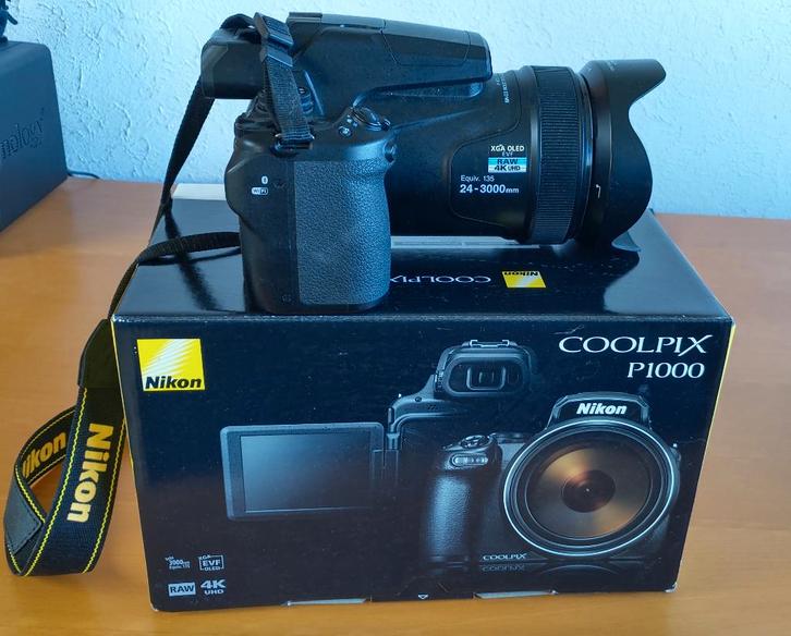 Te koop: Nikon Coolpix P1000 + accessoires – complete set!, Audio, Tv en Foto, Fotocamera's Digitaal, Zo goed als nieuw, Compact