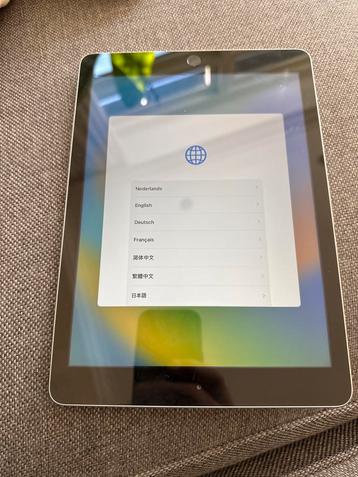 Ipad 32 gb beschikbaar voor biedingen