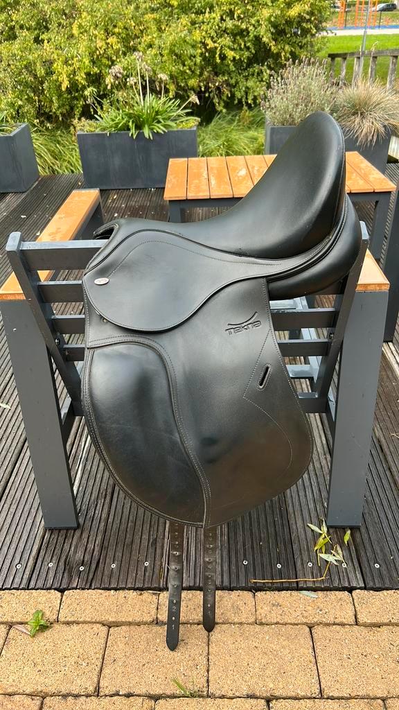 Tekna zadel S-line 17 inch, Dieren en Toebehoren, Paarden en Pony's | Zadels, Gebruikt, Dressuur, Ophalen