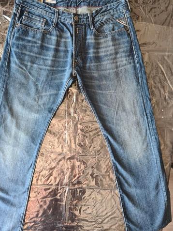 ZGAN CLASSIC REPLAY BILLSTRONG STRAIGHT FIT JEANS SIZE 36/33 beschikbaar voor biedingen
