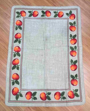 Tafelkleed appels 165/120 beschikbaar voor biedingen