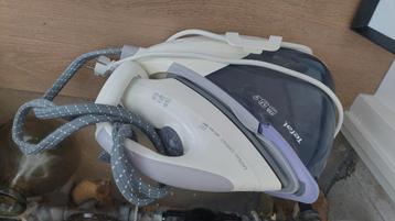 STRIJKIJZER TEFAL beschikbaar voor biedingen