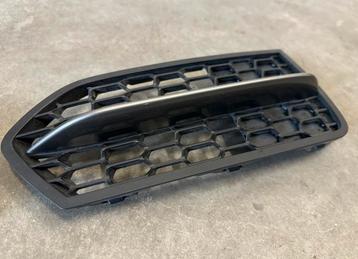 BMW F22 F23 M235i - M240i Zij Grille Rechts Voorbumper beschikbaar voor biedingen
