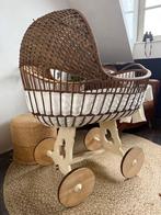 Antieke Riet Wieg met Wielen, Kinderen en Baby's, Babywiegjes en Ledikanten, Ophalen, Gebruikt, Wieg
