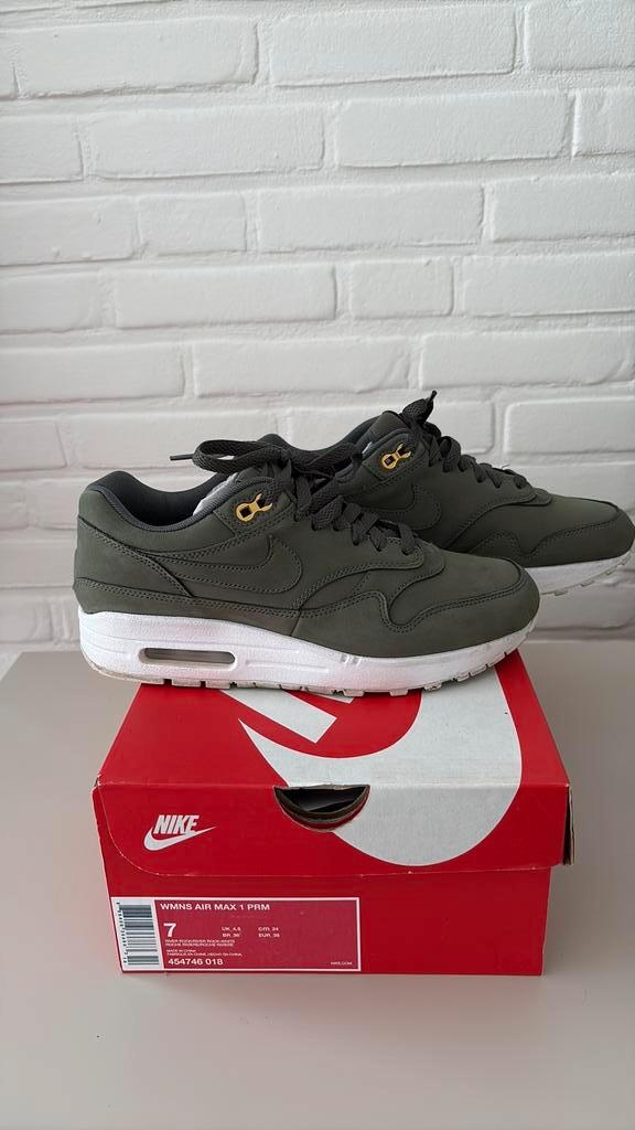 Nike Air Max 1 schoenen te koop!, Kleding | Dames, Schoenen, Zo goed als nieuw, Sneakers of Gympen, Zwart, Ophalen of Verzenden