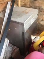 2 vaatwassers Bosch en indesit, Witgoed en Apparatuur, Vaatwasmachines, Gebruikt, Minder dan 85 cm, Minder dan 10 liter, Ophalen of Verzenden