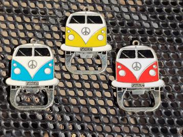 120 mooie flesopeners. In de vorm van Volkswagen Busje VW. beschikbaar voor biedingen