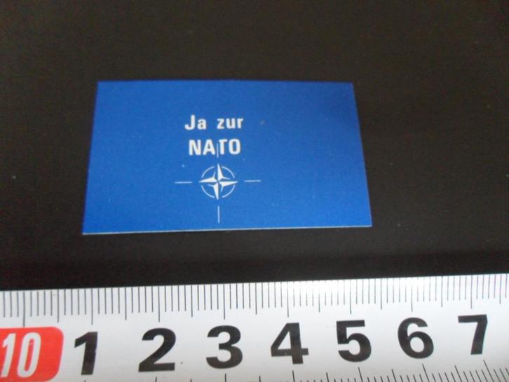 sticker Leger Ja zur NATO, Verzamelen, Stickers, Zo goed als nieuw, Ophalen