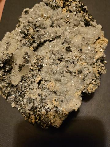 Mooi Mineraal Specimen beschikbaar voor biedingen