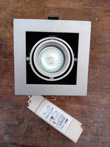 Plafonds pot met Halogeenlamp en 12v transf 60 stuks €450 beschikbaar voor biedingen