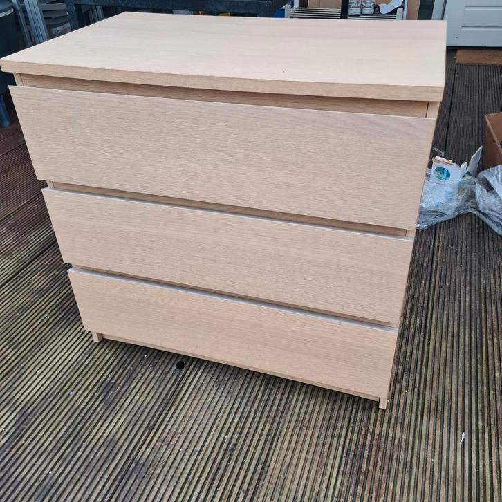 Nette ikea malm ladekast met 3 lades, Huis en Inrichting, Kasten | Ladekasten, Zo goed als nieuw, Minder dan 100 cm, 50 tot 100 cm