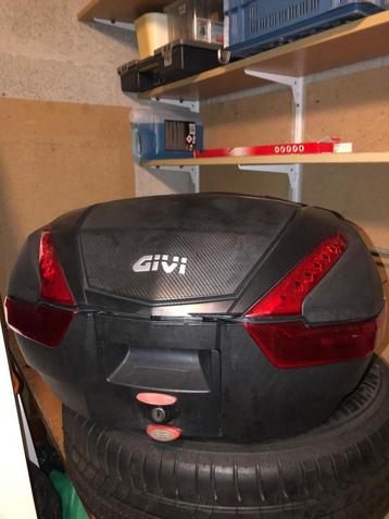 Givi Top Case V47N Monokey beschikbaar voor biedingen