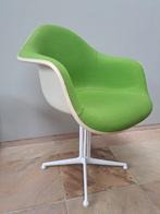 Eames La Fonda Herman Miller kuipstoel, Ophalen, Overige materialen, Overige kleuren, Eén