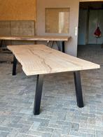 Boomstamtafel | Boomstam tafel | Eiken boomstamtafel, Tafel en meer, Info@tafelenmeer.nl, Eikenhout, Vijf personen of meer