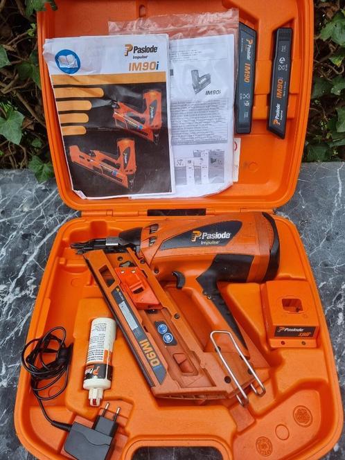PASLODE IM90i Constructietacker, Tuin en Terras, Hand-tuingereedschap, Nieuw, Overige soorten, Ophalen of Verzenden