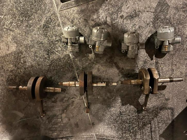 Zündapp Carburateurs (4x) & Krukassen (3x) - Schuurvondst, Fietsen en Brommers, Brommeronderdelen | Zundapp, Gebruikt, Carburateur