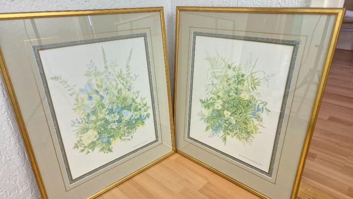 2 aquarellen bloemstillevens van Janneke Brinkman, Huis en Inrichting, Woonaccessoires | Schilderijen, Tekeningen en Foto's, Zo goed als nieuw