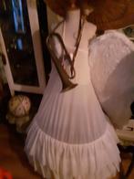 Oude brocante paspop op 3 poot, Ophalen