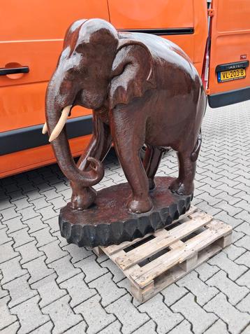 Uniek Zeer Grote Hardhouten Olifant 130cm in prachtige staat beschikbaar voor biedingen