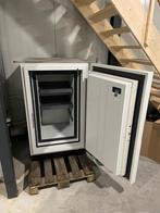 Grote kluis/ sterke brandwerende kluis, Ophalen, Zo goed als nieuw