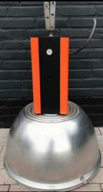 Industriële lamp, Ophalen, Gebruikt