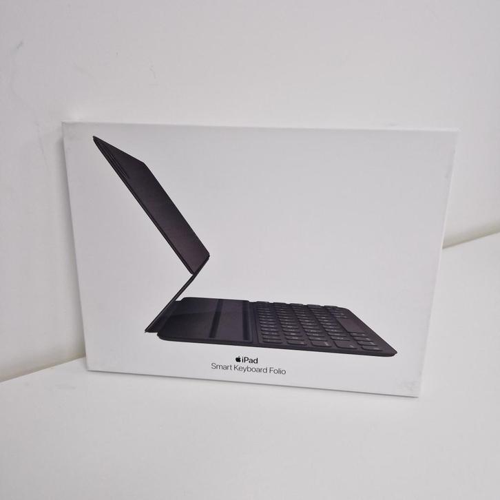 Smart Keyboard Folio 12.9 iPad Pro (3th gen) - German, Computers en Software, Tablet-hoezen, Nieuw, Bescherming voor- en achterkant
