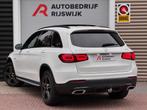Mercedes-Benz GLC-klasse 300e 4MATIC AMG Pano/Camera/Dodehoe, Auto's, Mercedes-Benz, Automaat, 12 maanden, Gebruikt, 4 cilinders