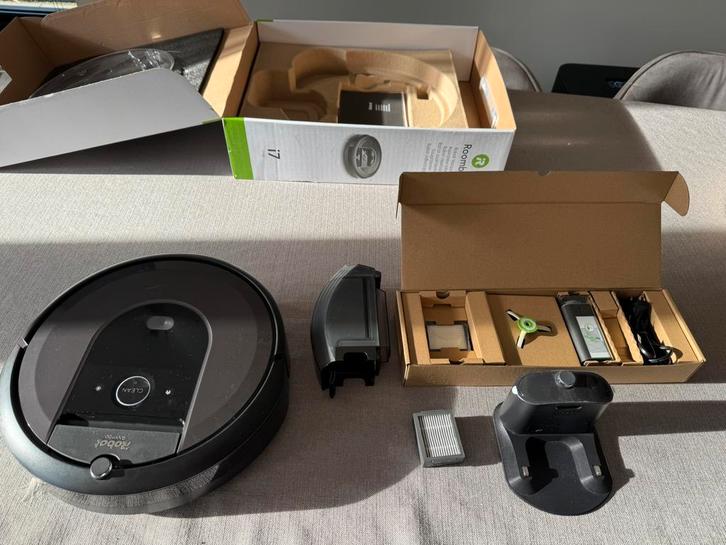 iRobot Roomba i7 i7158 robotstofzuiger. Zo goed als nieuw., Witgoed en Apparatuur, Stofzuigers, Zo goed als nieuw, Robotstofzuiger