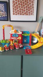 Vtech brandweerkazerne + auto's en uitbreidingsset, Kinderen en Baby's, Speelgoed | Vtech, Ophalen, Zo goed als nieuw