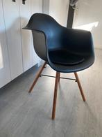 Kuipstoel / stoel / zwart, Huis en Inrichting, Stoelen, Ophalen, Zo goed als nieuw, Zwart, Eén