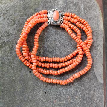 authentieke bloedkoraal armband 4 rijig zilver slot ANTIEK  beschikbaar voor biedingen