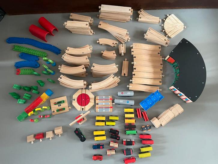 Grote houten trein set/baan/rails Brio Eichhorn, Kinderen en Baby's, Speelgoed | Bouwstenen, Gebruikt, Ophalen