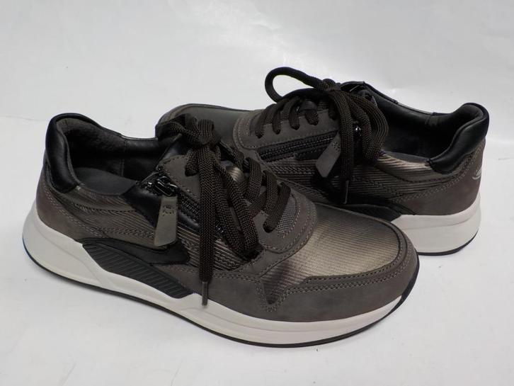 Gabor Rollingsoft taupe kleur sneakers 40 1/2, Kleding | Dames, Schoenen, Zo goed als nieuw, Sneakers of Gympen, Bruin, Ophalen of Verzenden