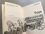 TOYS. Boek over oud speelgoed uit 1968, Antiek en Kunst, Antiek | Speelgoed, Ophalen of Verzenden