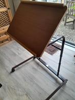 Bed tafeltje, Ophalen