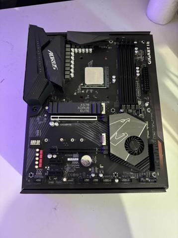 Gigabyte X570 Aorus Elite + Ryzen 7 5800x beschikbaar voor biedingen
