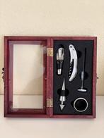 Vijfdelige wijnset in mooi doosje, Gebruikt, Ophalen of Verzenden, Minder dan 5 flessen, Metaal