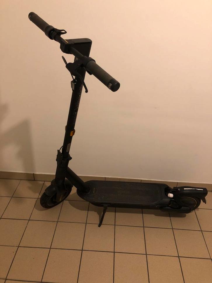Ninebot Max G2 Elektrische Step - Nieuwstaat, Fietsen en Brommers, Steps, Zo goed als nieuw, Elektrische step (E-scooter), Ophalen of Verzenden